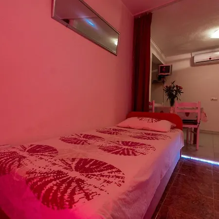 Nataly Apartment
